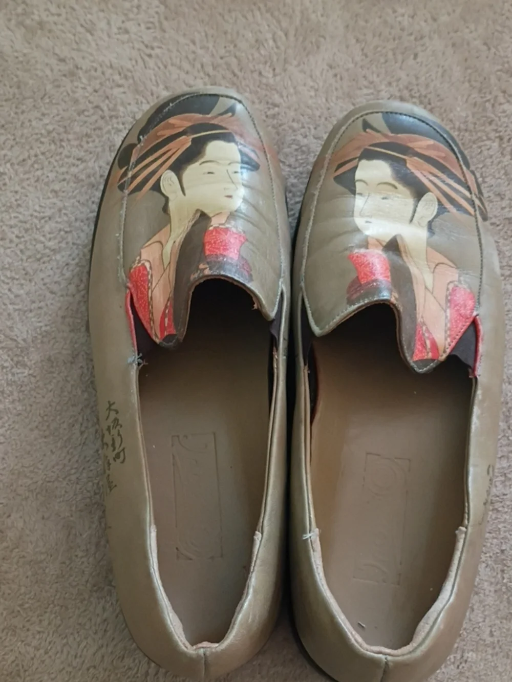 vintage ICON Wearable Art.Artistic Olive  Slip-On Loafers with Geisha Print